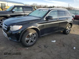 2016 Mercedes-Benz GLC with VIN WDC0G4KB7GF099967, listed as a Copart auction lot 71512762 with 38,259 mi miles. Bid and sale history available at carsss.com. Image 1.