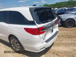 2024 Honda Odyssey EX-L with VIN 5FNRL6H6XRB070789, listed as a IAAI auction lot 41333384 with 6,553 mi miles and . Bid and sale history available at DreamBid. Image 6.