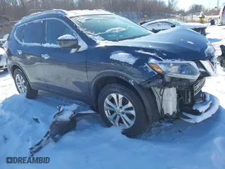 2016 Nissan Rogue S with VIN 5N1AT2MV9GC826296, listed as a IAAI auction lot 41573007 with 111,284 mi miles. Bid and sale history available at carsss.com. Image 1.