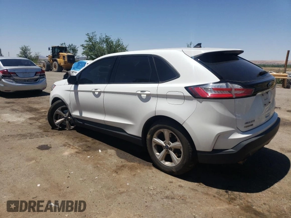 2020 Ford Edge SE z VIN 2FMPK3G92LBB28625, wystawiony jako Copart lot #57862435 z przebiegiem 80 288 mil mil oraz Szkoda całkowita • Salvage title. Historia ofert i sprzedaży dostępna na DreamBid. Obrazek 2.