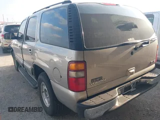2003 GMC Yukon SLT with VIN 1GKEC13Z43R163266, listed as a IAAI auction lot 41540592 with 173,804 mi miles. Bid and sale history available at carsss.com. Image 3.