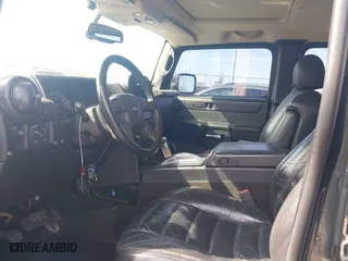 2005 Hummer H2 SUV with VIN 5GRGN23U05H128420, listed as a IAAI auction lot 41983395 with 194,925 mi miles. Bid and sale history available at carsss.com. Image 5.