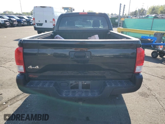 2017 Toyota Tacoma SR z VIN 5TFSX5ENXHX057041, wystawiony jako Copart lot #56187245 z przebiegiem 97 281 mil mil oraz Szkoda całkowita • Salvage title. Historia ofert i sprzedaży dostępna na DreamBid. Obrazek 6.