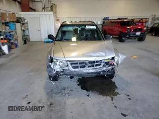 1999 Subaru Forester S with VIN JF1SF6555XH726114, listed as a Copart auction lot 88367675 with 176,039 mi miles and Salvage Title. Bid and sale history available at carsss.com. Image 12.