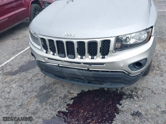 2016 Jeep Compass Sport with VIN 1C4NJDBB6GD781909, listed as a IAAI auction lot 41795044 with 101,821 mi miles. Bid and sale history available at carsss.com. Image 6.