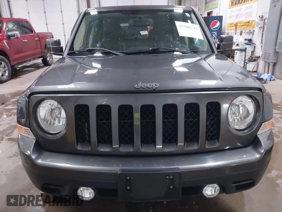 2015 Jeep Patriot High Altitude with VIN 1C4NJRFB8FD245162, listed as a IAAI auction lot 42286719 with 78,191 mi miles and . Bid and sale history available at DreamBid. Image 12.