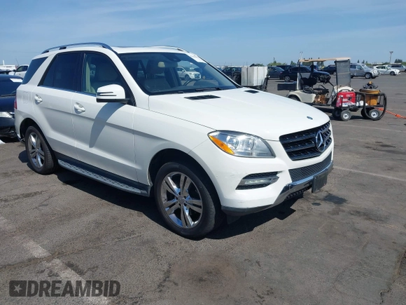 2013 Mercedes-Benz M 350 with VIN 4JGDA5HB9DA110185, listed as a IAAI auction lot 42563832 with 125,340 mi miles and . Bid and sale history available at DreamBid. Image 1.