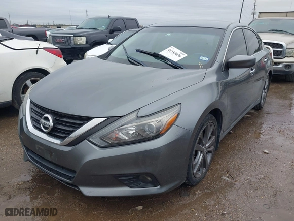 2018 Nissan Altima 2.5 SL with VIN 1N4AL3AP7JC184397, listed as a IAAI auction lot 41333050 with 110,206 mi miles. Bid and sale history available at carsss.com. Image 19.
