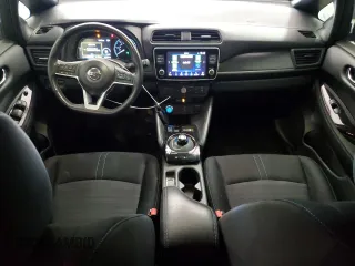 2020 Nissan LEAF SV Plus z VIN 1N4BZ1CP2LC306249, wystawiony jako Copart lot #55431595 z przebiegiem 46 745 mil mil oraz Szkody całkowita. Historia ofert i sprzedaży dostępna na DreamBid. Obrazek 8.
