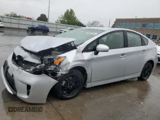 2014 Toyota Prius Four z VIN JTDKN3DU6E1819587, wystawiony jako Copart lot #56033445 z przebiegiem 190 344 mil mil oraz Szkoda całkowita • Salvage title. Historia ofert i sprzedaży dostępna na DreamBid. Obrazek 1.