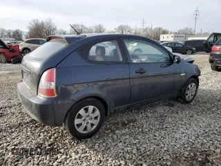 2011 Hyundai Accent GS z VIN KMHCM3AC3BU191853, wystawiony jako Copart lot #42693495 z przebiegiem Nie podano mil oraz Szkoda całkowita • Salvage title. Historia ofert i sprzedaży dostępna na DreamBid. Obrazek 3.