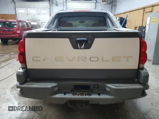 2002 Chevrolet Avalanche with VIN 3GNEK13TX2G288577, listed as a Copart auction lot 76837824 with 209,149 mi miles and Clean Title. Bid and sale history available at carsss.com. Image 6.