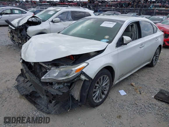 2016 Toyota Avalon XLE Premium z VIN 4T1BD1EB0GU056337, wystawiony jako IAAI lot #42110091 z przebiegiem 296 715 mil mil oraz . Historia ofert i sprzedaży dostępna na DreamBid. Obrazek 17.