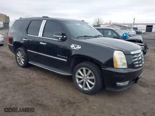 2009 Cadillac Escalade with VIN 1GYFK23219R102455, listed as a IAAI auction lot 42094042 with 238,407 mi miles. Bid and sale history available at carsss.com. Image 1.