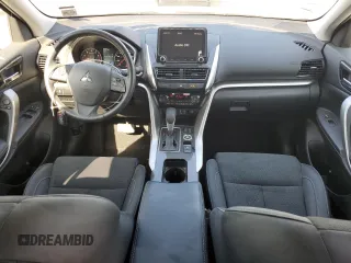 2023 Mitsubishi Eclipse Cross SE z VIN JA4ATWAA7PZ002074, wystawiony jako Copart lot #62300925 z przebiegiem 19 419 mil mil oraz Szkoda całkowita • Salvage title. Historia ofert i sprzedaży dostępna na DreamBid. Obrazek 8.