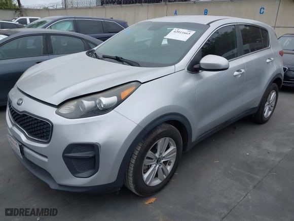 2018 Kia Sportage LX with VIN KNDPM3AC1J7332664, listed as a IAAI auction lot 42011665 with 219,293 mi miles. Bid and sale history available at carsss.com. Image 23.