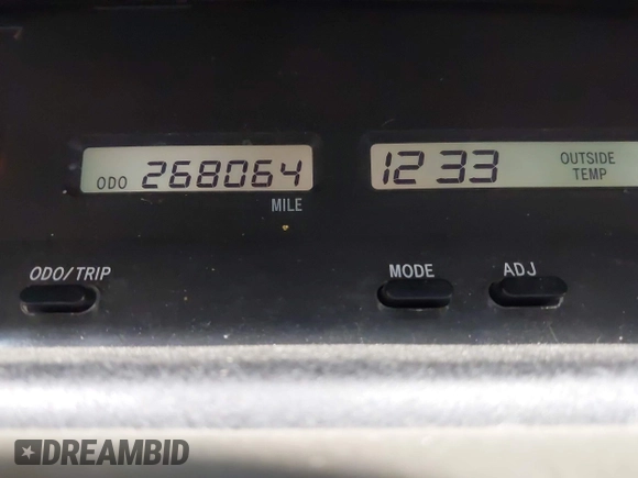 2000 Toyota Avalon XL with VIN 4T1BF28B4YU067175, listed as a IAAI auction lot 42396309 with 268,064 mi miles and . Bid and sale history available at DreamBid. Image 15.