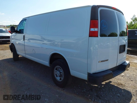 2019 Chevrolet Express Cargo Van with VIN 1GCWGAFP6K1173549, listed as a IAAI auction lot 42082743 with 86,763 mi miles. Bid and sale history available at carsss.com. Image 3.