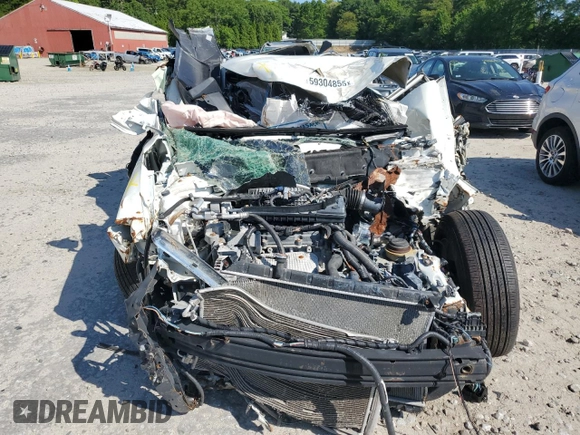 2015 Nissan Rogue SL z VIN 5N1AT2MV1FC910773, wystawiony jako Copart lot #59947695 z przebiegiem Nie podano mil oraz Nie do naprawy • Non repairable. Historia ofert i sprzedaży dostępna na DreamBid. Obrazek 5.