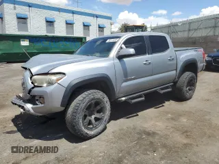 2017 Toyota Tacoma SR5 z VIN 5TFCZ5AN3HX092458, wystawiony jako Copart lot #55513035 z przebiegiem 173 196 mil mil oraz Szkoda całkowita • Salvage title. Historia ofert i sprzedaży dostępna na DreamBid. Obrazek 1.