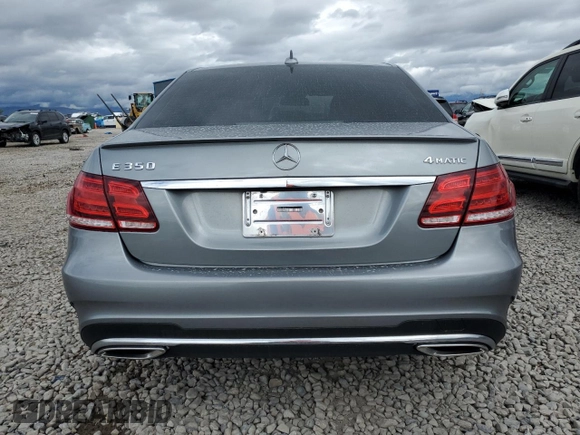 2014 Mercedes-Benz E 350 Luxury z VIN WDDHF8JB4EA832139, wystawiony jako Copart lot #56760205 z przebiegiem 98 396 mil mil oraz Szkoda całkowita • Salvage title. Historia ofert i sprzedaży dostępna na DreamBid. Obrazek 6.