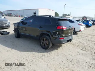 2016 Jeep Cherokee Latitude with VIN 1C4PJMCB1GW343942, listed as a IAAI auction lot 41009555 with 1 mi miles. Bid and sale history available at carsss.com. Image 3.