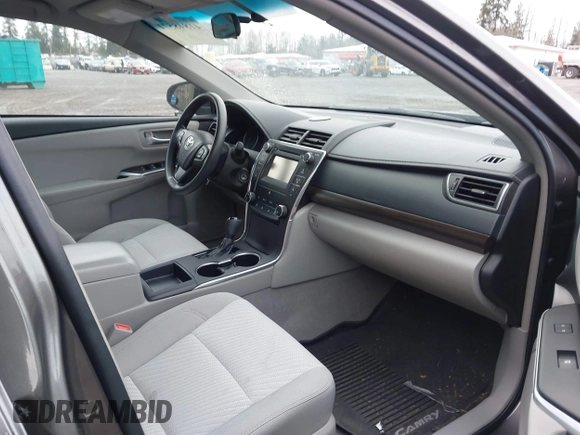 2017 Toyota Camry XLE z VIN 4T1BF1FK3HU311735, wystawiony jako IAAI lot #41848571 z przebiegiem 59 512 mil mil oraz . Historia ofert i sprzedaży dostępna na DreamBid. Obrazek 5.