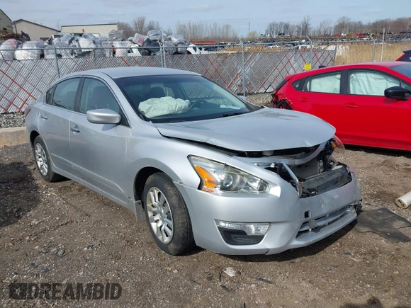 2014 Nissan Altima 2.5 S with VIN 1N4AL3AP3EC151483, listed as a IAAI auction lot 41932459 with 129,408 mi miles. Bid and sale history available at carsss.com. Image 1.
