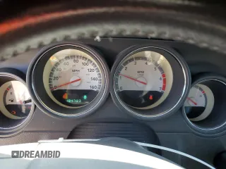 2010 Dodge Challenger R/T Classic z VIN 2B3CJ5DTXAH135299, wystawiony jako Copart lot #51900125 z przebiegiem 184 783 mil mil oraz Szkoda całkowita • Salvage title. Historia ofert i sprzedaży dostępna na DreamBid. Obrazek 9.