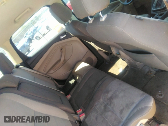 2014 Ford Escape SE with VIN 1FMCU0GX5EUA57746, listed as a IAAI auction lot 41825217 with 150,496 mi miles. Bid and sale history available at carsss.com. Image 8.