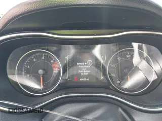 2020 Jeep Cherokee Latitude Plus z VIN 1C4PJLLB5LD625047, wystawiony jako IAAI lot #42246428 z przebiegiem 69 625 mil mil oraz . Historia ofert i sprzedaży dostępna na DreamBid. Obrazek 7.