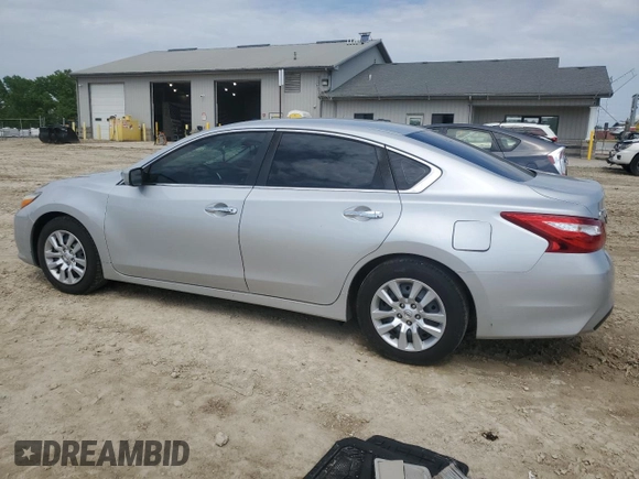 2017 Nissan Altima SR z VIN 1N4AL3AP1HN303995, wystawiony jako Copart lot #56240495 z przebiegiem 183 186 mil mil oraz Szkoda całkowita • Salvage title. Historia ofert i sprzedaży dostępna na DreamBid. Obrazek 2.