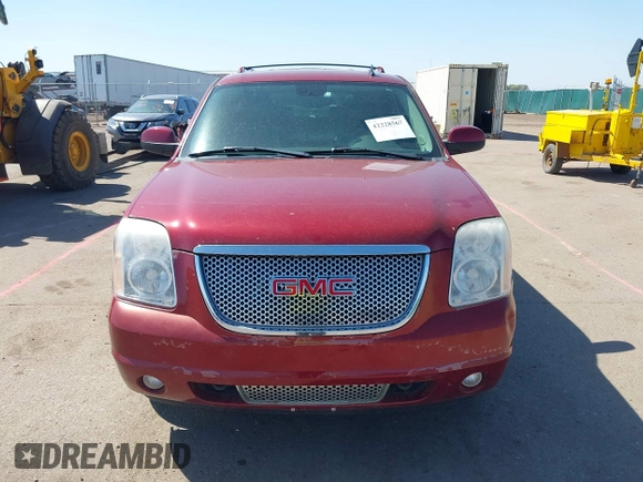 2008 GMC Yukon Denali with VIN 1GKFK63858J161835, listed as a IAAI auction lot 42228567 with 157,879 mi miles and . Bid and sale history available at DreamBid. Image 12.