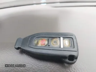 2005 Lexus LS 430 z VIN JTHBN36F155016238, wystawiony jako IAAI lot #41522383 z przebiegiem 180 659 mil mil oraz . Historia ofert i sprzedaży dostępna na DreamBid. Obrazek 11.