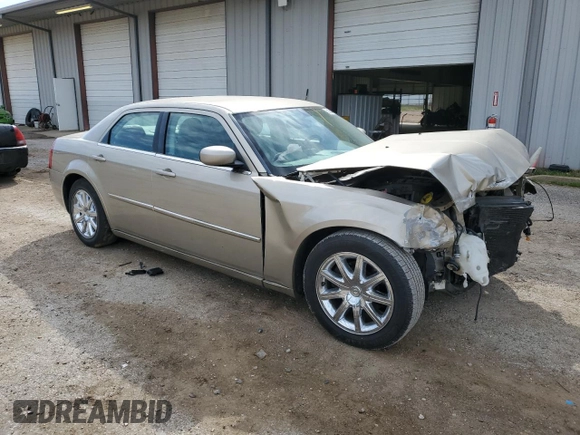2009 Chrysler 300 Touring with VIN 2C3LA53V29H529624, listed as a Copart auction lot 50234325 with 176,862 mi miles and Salvage Title. Bid and sale history available at carsss.com. Image 4.
