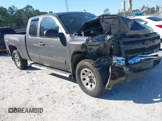2010 Chevrolet Silverado 1500 LS with VIN 1GCSKREA5AZ201544, listed as a IAAI auction lot 40973633 with 361,037 mi miles and . Bid and sale history available at DreamBid. Image 1.