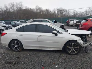 2015 Subaru Legacy Limited z VIN 4S3BNBL65F3059610, wystawiony jako IAAI lot #41039941 z przebiegiem 170 334 mil mil oraz . Historia ofert i sprzedaży dostępna na DreamBid. Obrazek 14.