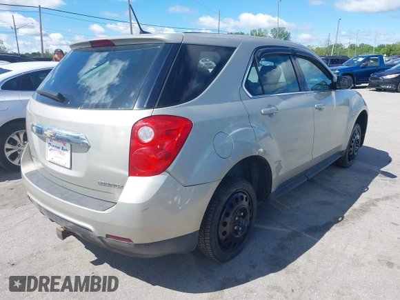 2013 Chevrolet Equinox LS z VIN 2GNFLCEK9D6213773, wystawiony jako IAAI lot #42286034 z przebiegiem Nie podano mil oraz . Historia ofert i sprzedaży dostępna na DreamBid. Obrazek 4.