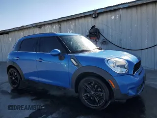 2013 MINI Countryman S with VIN WMWZC3C55DWP20904, listed as a Copart auction lot 57144355 with 136,621 mi miles and Clean title. Bid and sale history available at DreamBid. Image 4.
