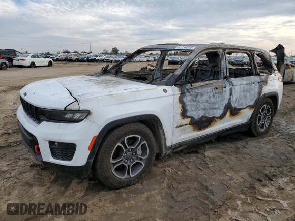 2022 Jeep Grand Cherokee Trailhawk with VIN 1C4RJHCG6N8588264, listed as a Copart auction lot 82734313 with Not provided miles and Non repairable. Bid and sale history available at DreamBid. Image 1.