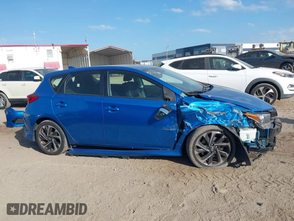 2016 Scion iM z VIN JTNKARJE9GJ512182, wystawiony jako IAAI lot #42172678 z przebiegiem 105 797 mil mil oraz . Historia ofert i sprzedaży dostępna na DreamBid. Obrazek 14.