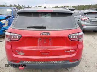 2019 Jeep Compass Trailhawk with VIN 3C4NJDDB1KT780585, listed as a IAAI auction lot 41282706 with 78,252 mi miles and . Bid and sale history available at carsss.com. Image 16.