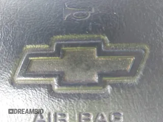 2001 Chevrolet Tahoe LS z VIN 1GNEC13T11J253789, wystawiony jako IAAI lot #42149420 z przebiegiem Nie podano mil oraz . Historia ofert i sprzedaży dostępna na DreamBid. Obrazek 12.