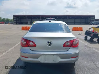 2012 Volkswagen CC Lux z VIN WVWHN7AN3CE503424, wystawiony jako IAAI lot #42241163 z przebiegiem 159 876 mil mil oraz . Historia ofert i sprzedaży dostępna na DreamBid. Obrazek 16.