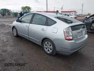 2007 Toyota Prius with VIN JTDKB20U077617014, listed as a IAAI auction lot 42114481 with Not Provided miles. Bid and sale history available at carsss.com. Image 3.