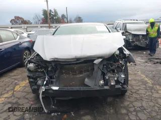 2014 Chrysler 200 LX z VIN 1C3CCBAB3EN207979, wystawiony jako IAAI lot #40997988 z przebiegiem 120 198 mil mil oraz . Historia ofert i sprzedaży dostępna na DreamBid. Obrazek 12.