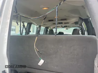 2004 Chevrolet City Express Cargo z VIN 1GAGG25U241161170, wystawiony jako IAAI lot #42470222 z przebiegiem 71 599 mil mil oraz . Historia ofert i sprzedaży dostępna na DreamBid. Obrazek 21.