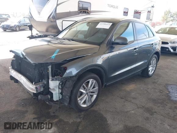 2018 Audi Q3 Premium with VIN WA1BCCFS5JR006653, listed as a IAAI auction lot 41590415 with 65,008 mi miles. Bid and sale history available at carsss.com. Image 18.