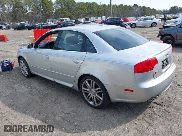 2007 Audi S4 z VIN WAUGL78E57A017022, wystawiony jako IAAI lot #41718171 z przebiegiem 130 808 mil mil oraz . Historia ofert i sprzedaży dostępna na DreamBid. Obrazek 3.