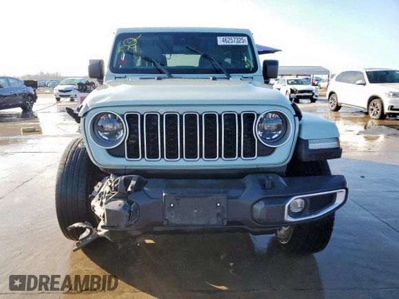 2024 Jeep Wrangler Sahara with VIN 1C4PJXEN6RW110988, listed as a Copart auction lot 46257325 with 39,889 mi miles and Clean title. Bid and sale history available at DreamBid. Image 5.